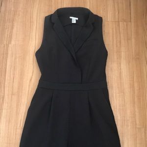 H&M Black Sleeveless Tuxedo Jumpsuit